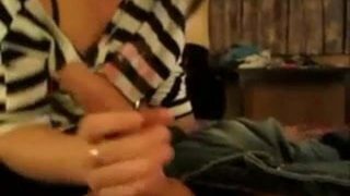 ma copine aspire ma bite comme une pro